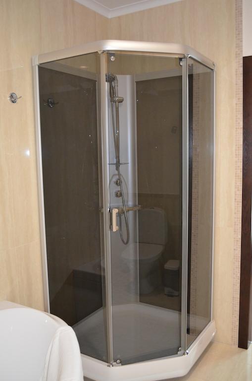 Porto Riva Hotel Zaporizhia ภายนอก รูปภาพ