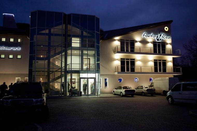 Porto Riva Hotel Zaporizhia ภายนอก รูปภาพ