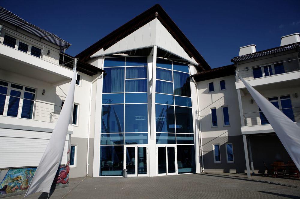 Porto Riva Hotel Zaporizhia ภายนอก รูปภาพ